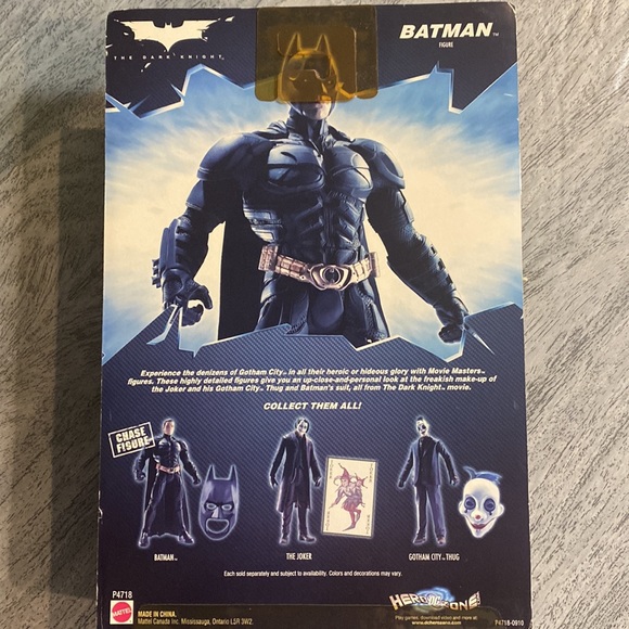 Batman The Dark Knight with Crime Scene Evidence Figure - Picture 2 of 4